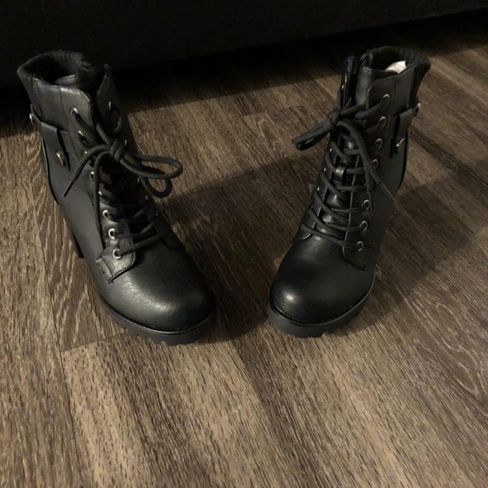 Women's Black Lace-Up Boots